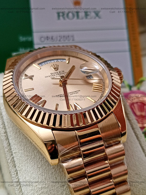 Rolex Day Date Yellow Gold Mens Watch (3) blank
